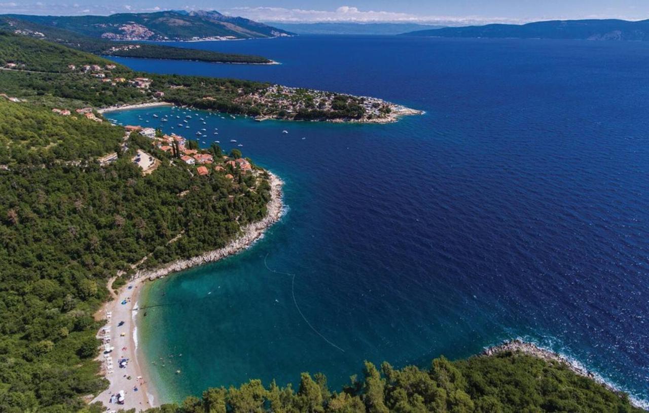 E&T Apartments With A Beautiful Pool Rabac Bagian luar foto